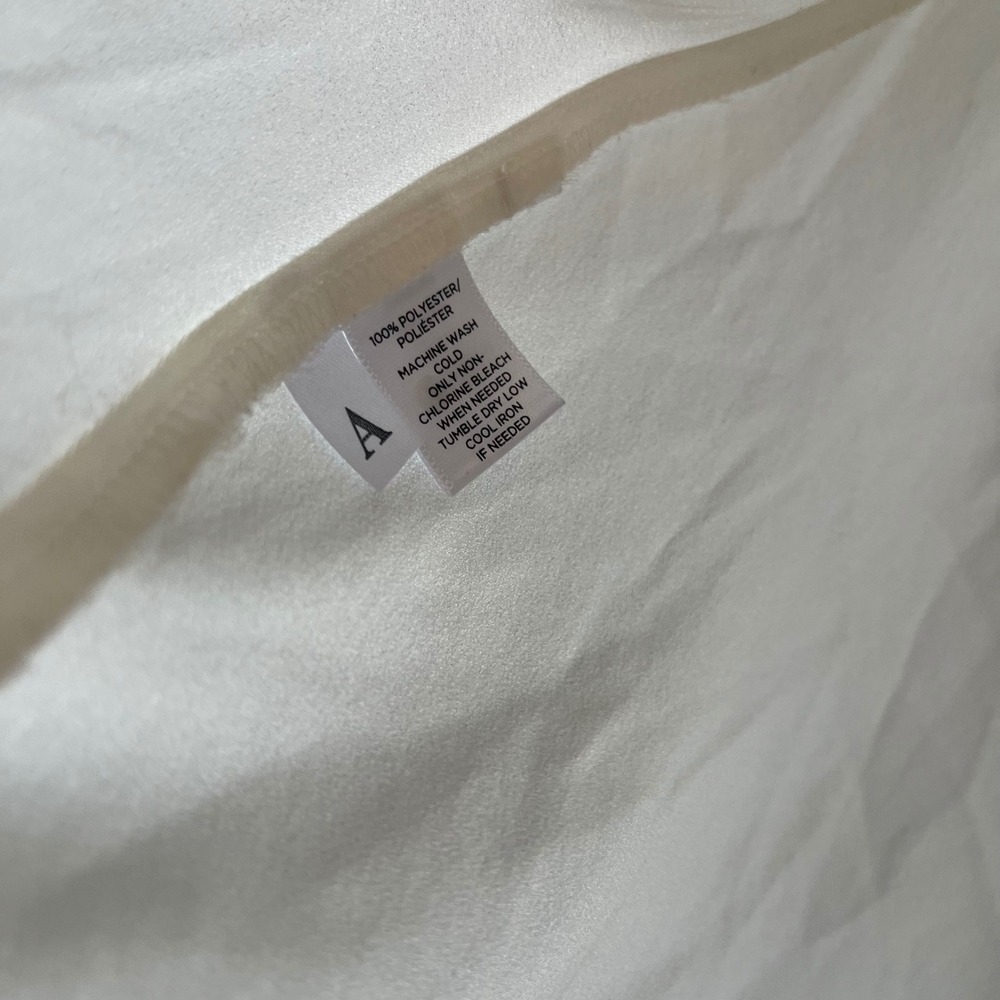 Ann Taylor LOFT Ivory White Pleated Front 3/4 Sleeve Blouse Small - Picture 3 of 4